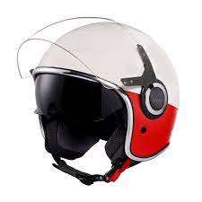 Veilig en stijlvol rijden op je Vespa met de juiste scooter helm