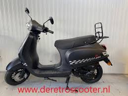 Ontdek de Stijlvolle BTC Scooter: Betrouwbaarheid en Comfort Gecombineerd